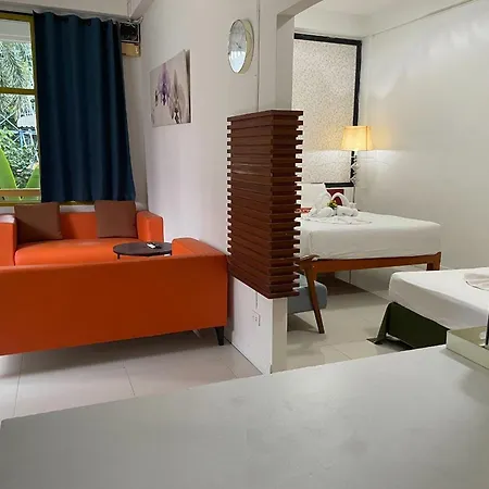 Happy 2 Hotel Patunam